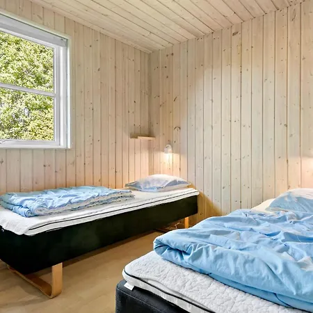 Semesterbostad Awesome In Idestrup With Wifi *