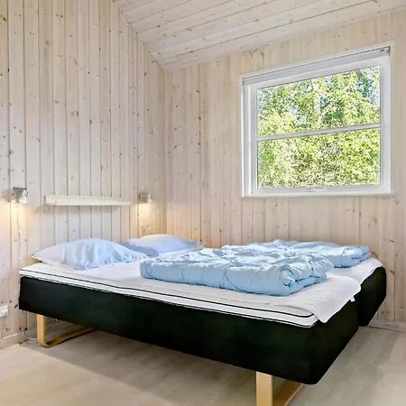 Feriehus Awesome In Idestrup With Wifi *